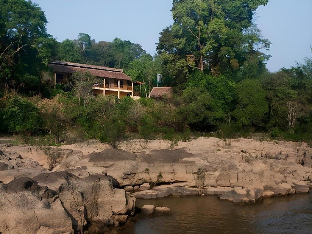 Forest Floor Lodge Cat Tien Exterior foto