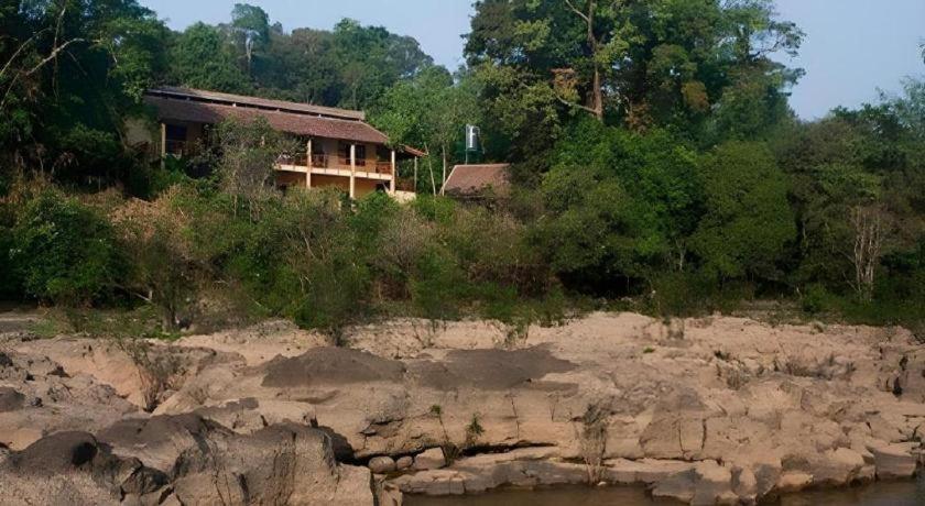 Forest Floor Lodge Cat Tien Exterior foto